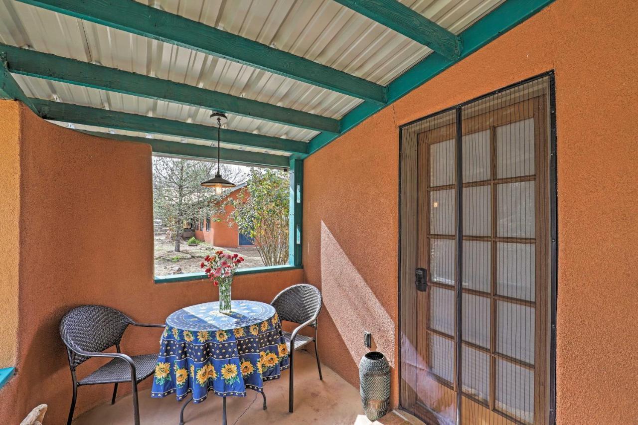Casa Paloma 1 - Artsy Studio With Hot Tub Access! Patagonia Exterior photo